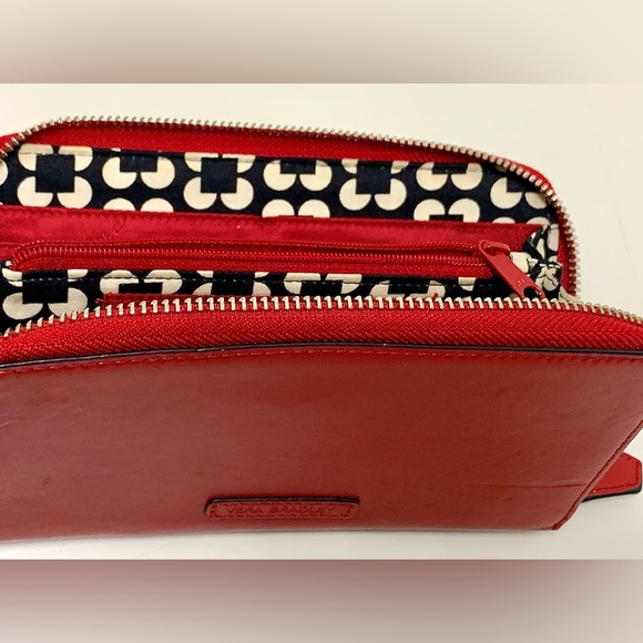 VERA BRADLEY Tango Red Faux Leather Zip Closure Women’s Wallet - Picture 3 of 13